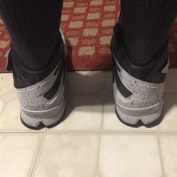 Lebron soldier zoom Oreo zip - Picture 6 of 8